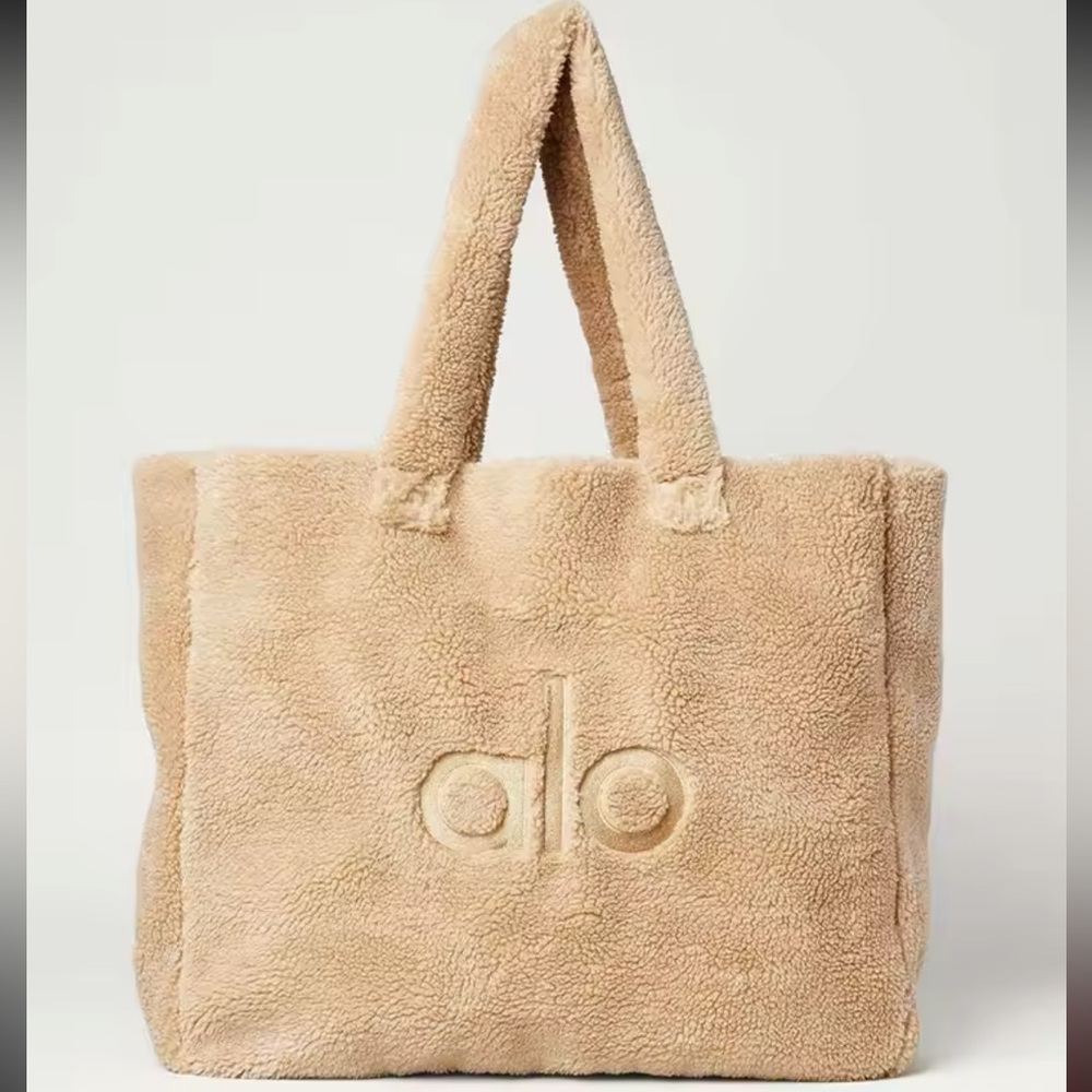 Alo fur bag